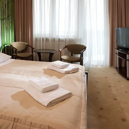 Apart-hotel Aparthouse Nad Parseta Szpitalna 7 3*